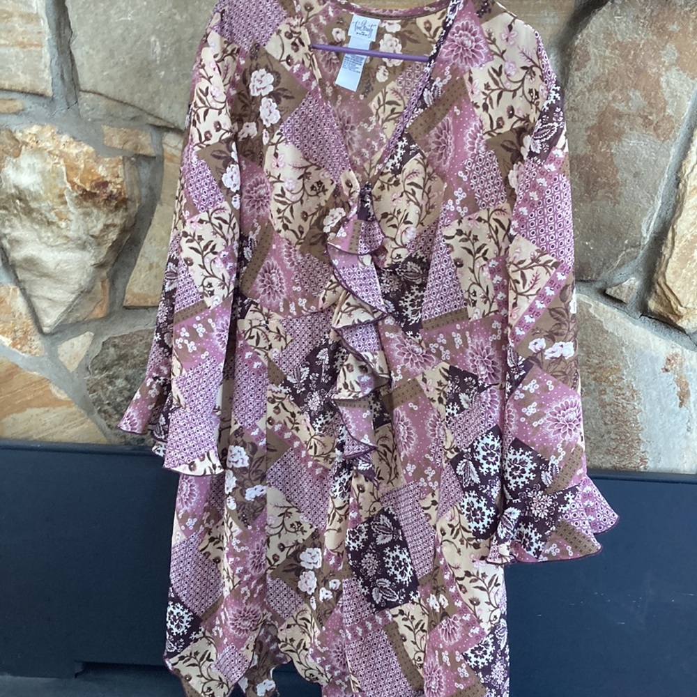 Tunic long mini skirt length dusty rose floral plus size 1X, emme true beauty. - Picture 5 of 7